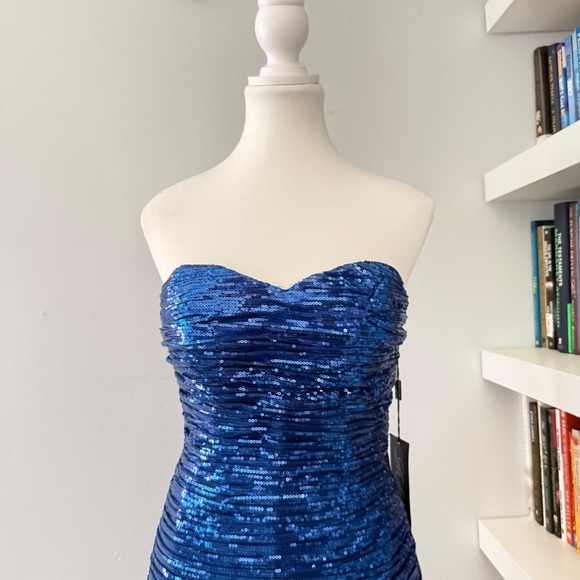 La Femme Blue Sequin Ruched Strapless Cocktail Dress sz 4 - Picture 2 of 10